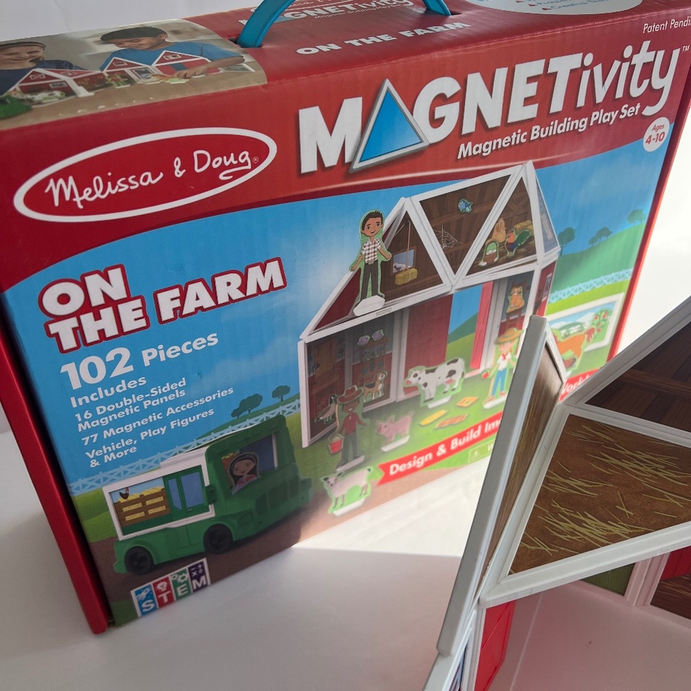 Melissa & Doug Magnetivity Building Set FARM STEM Please see description